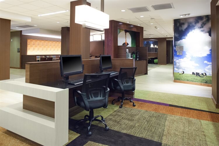 Fairfield Inn & Suites Flagstaff Hotel Business Center