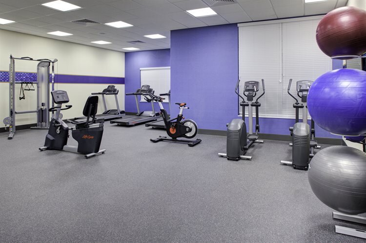 Hampton Inn & Suites Flagstaff Hotel Fitness Center